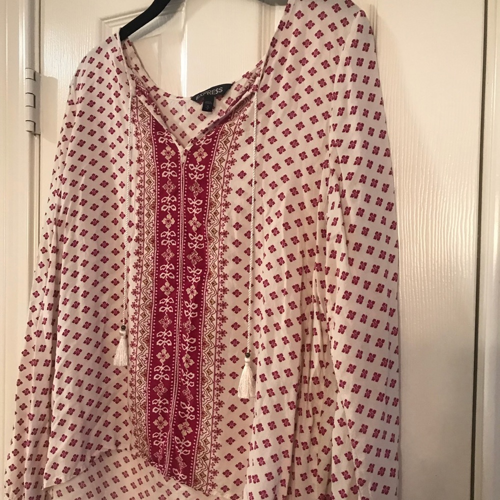 Express Boohoo Loose Fit Top